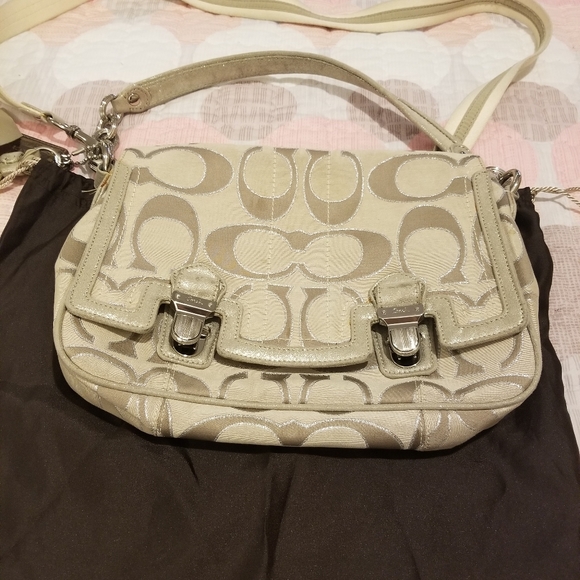 Coach Bags Authentic Coach Medium Shoulder Bag Poshmark